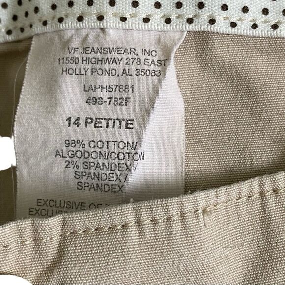 Women's Lee Comfort Stretch Waistband Khaki Bermuda Shorts Size 14P - Picture 5 of 9